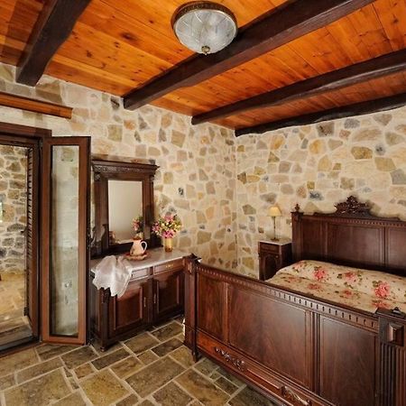 Stone House With Sea View Villa Achlia ภายนอก รูปภาพ