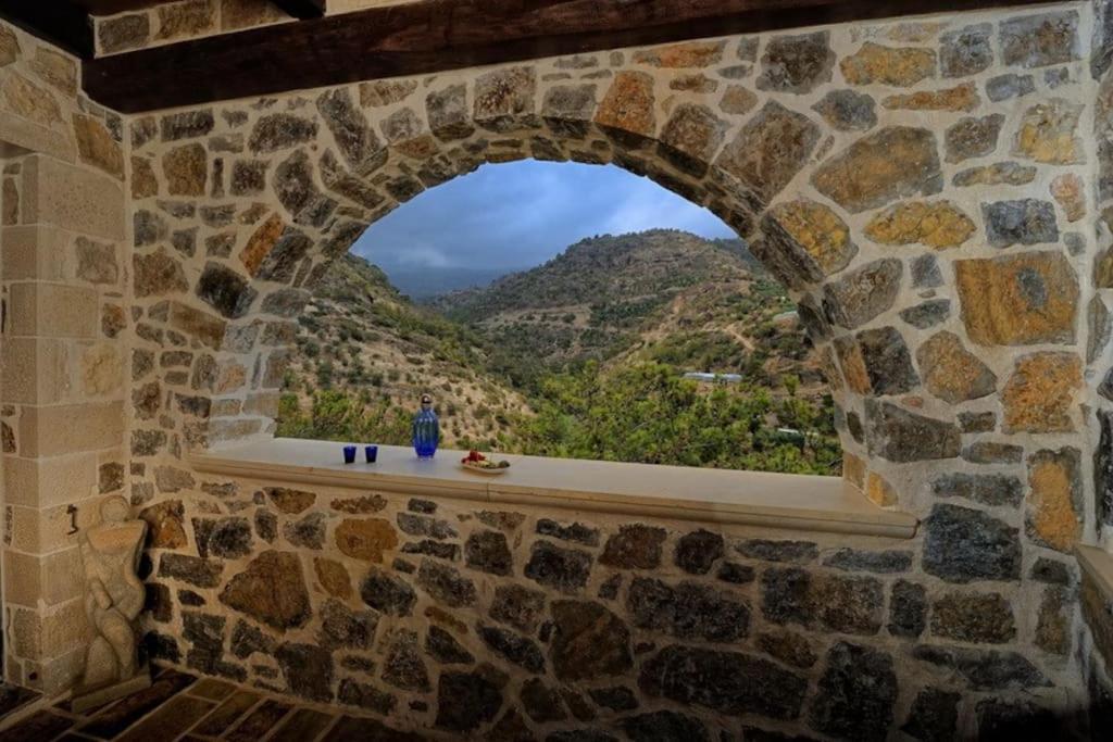 Stone House With Sea View Villa Achlia ภายนอก รูปภาพ